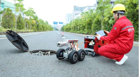 管道cctv檢測(cè)機(jī)器人